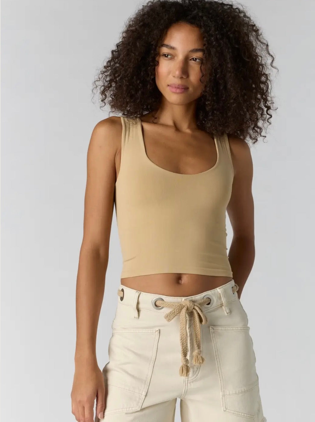 Clean Lines Muscle Cami - Oat Latte
