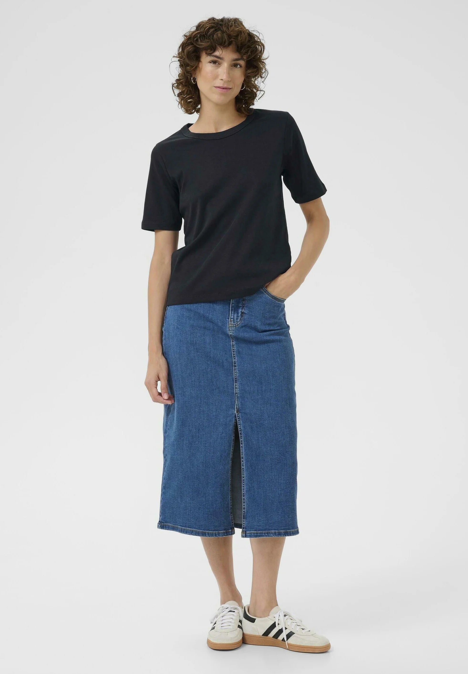 Ratana Basic Shirt - Dark Navy