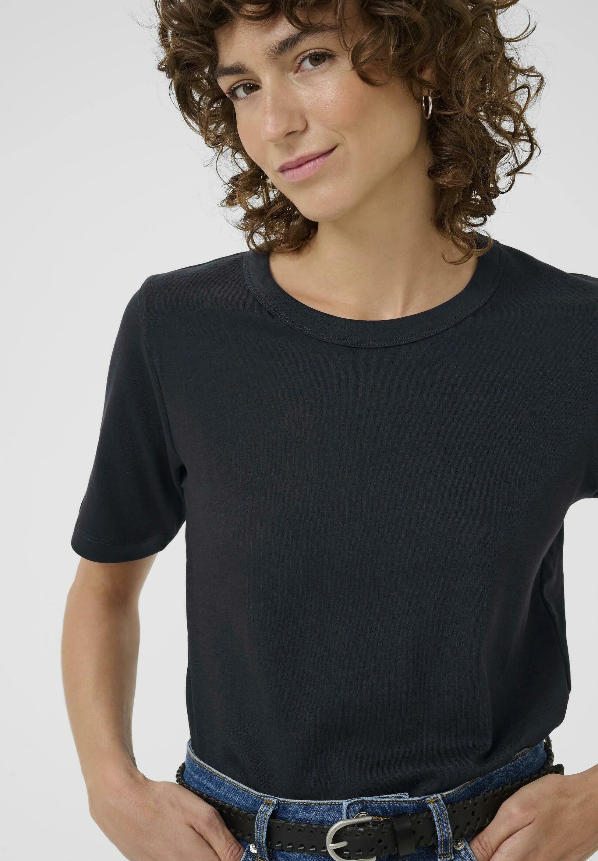 Ratana Basic Shirt - Dark Navy