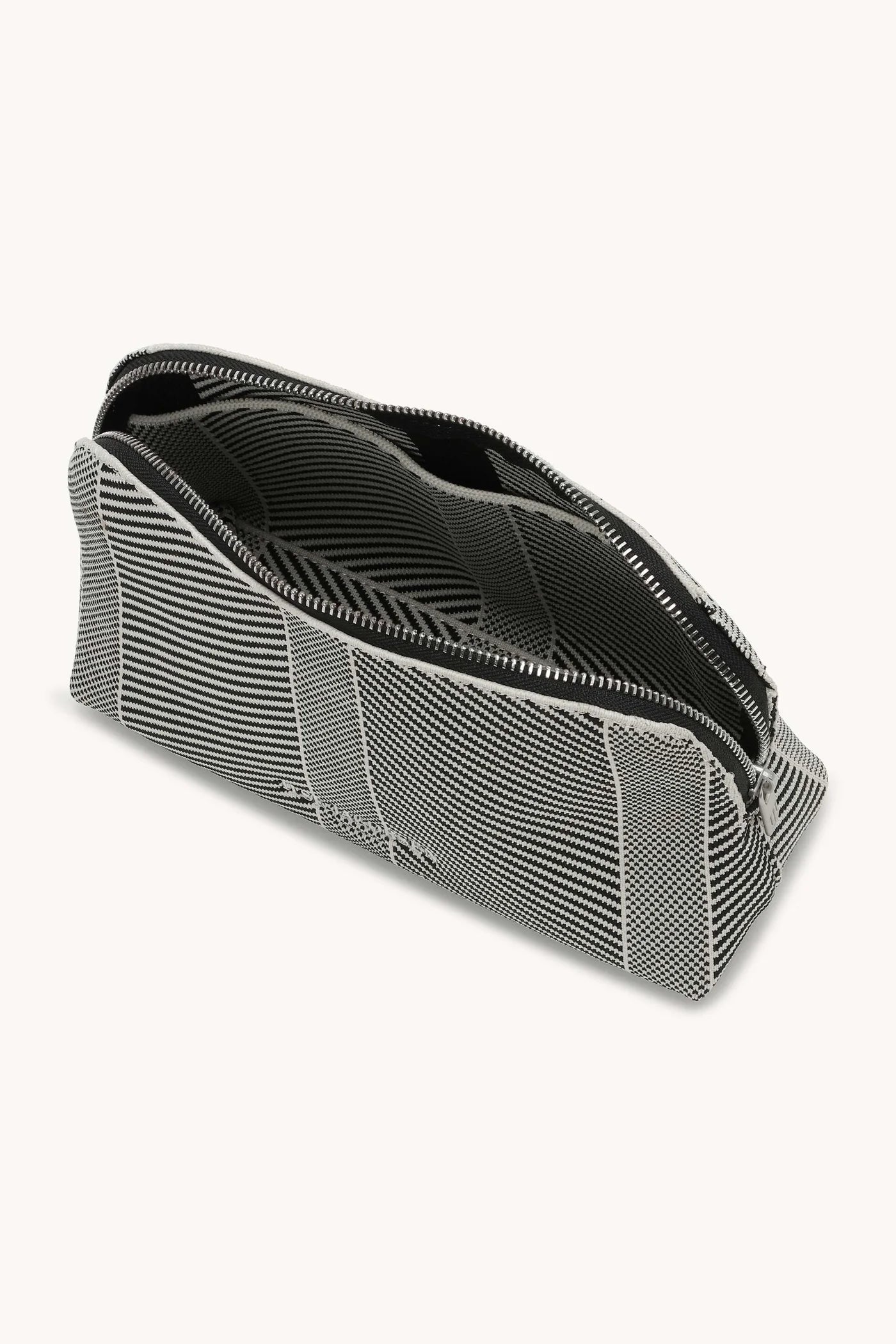 Knitted Makeup Bag - Milk-Crème-Black