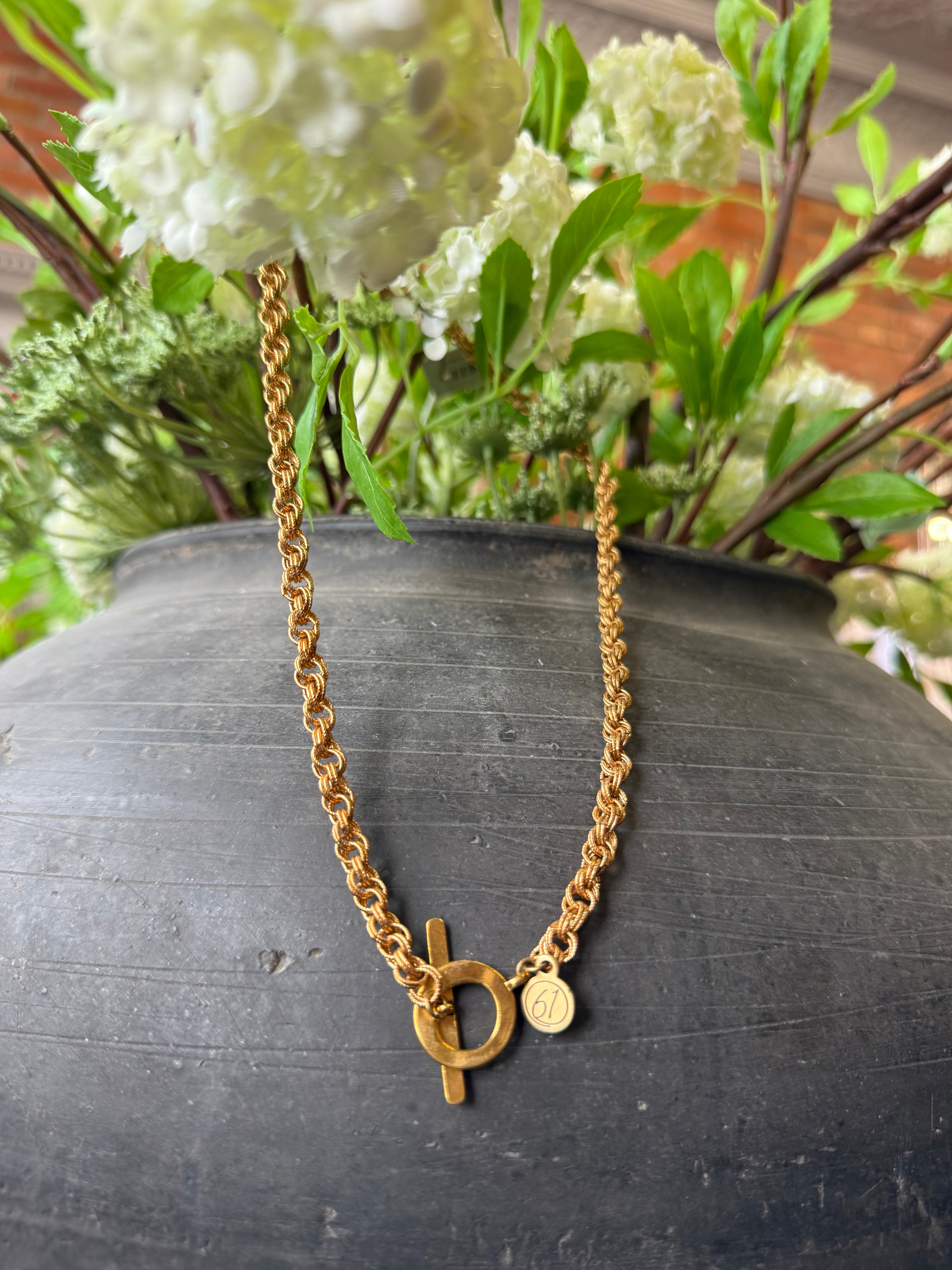 Twist Necklace - Hen and Bear