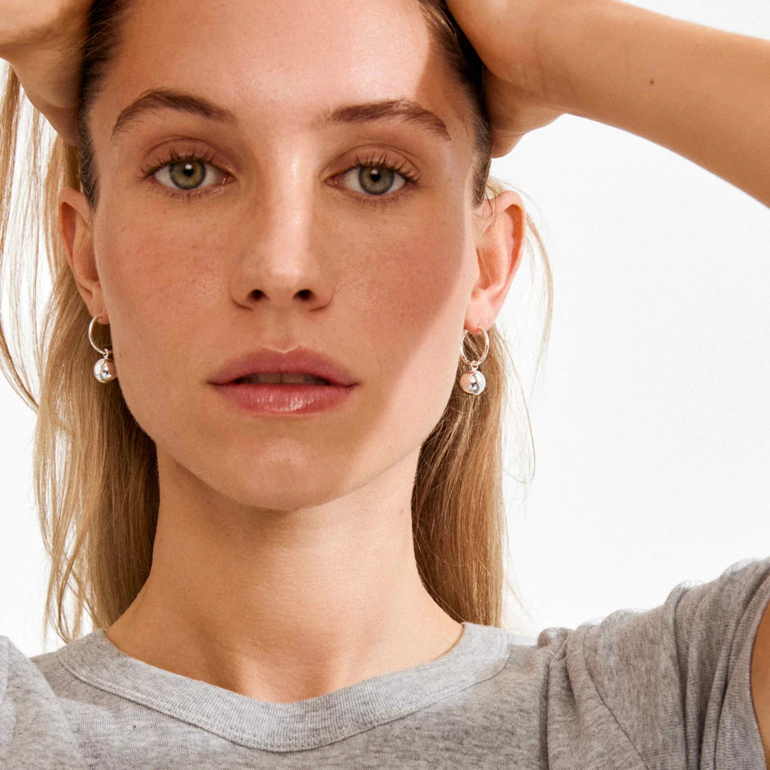 Air Pendent Hoop Earrings