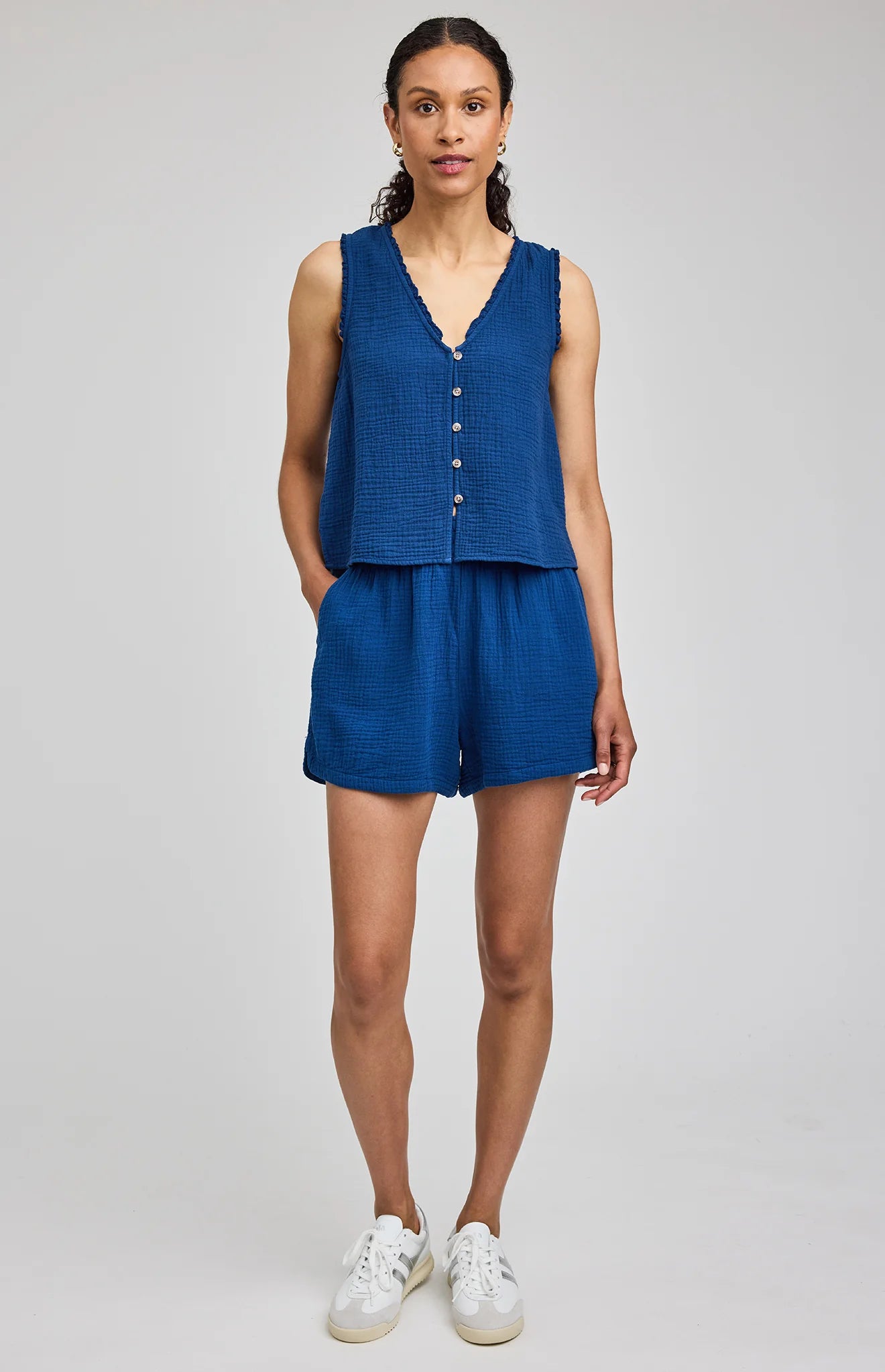 Valeria Short - Marine