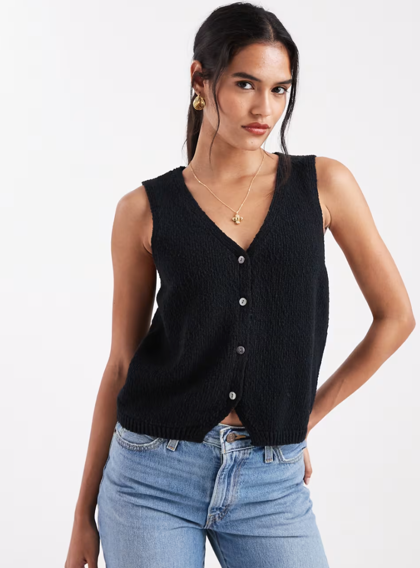Bouclé Vest - Black