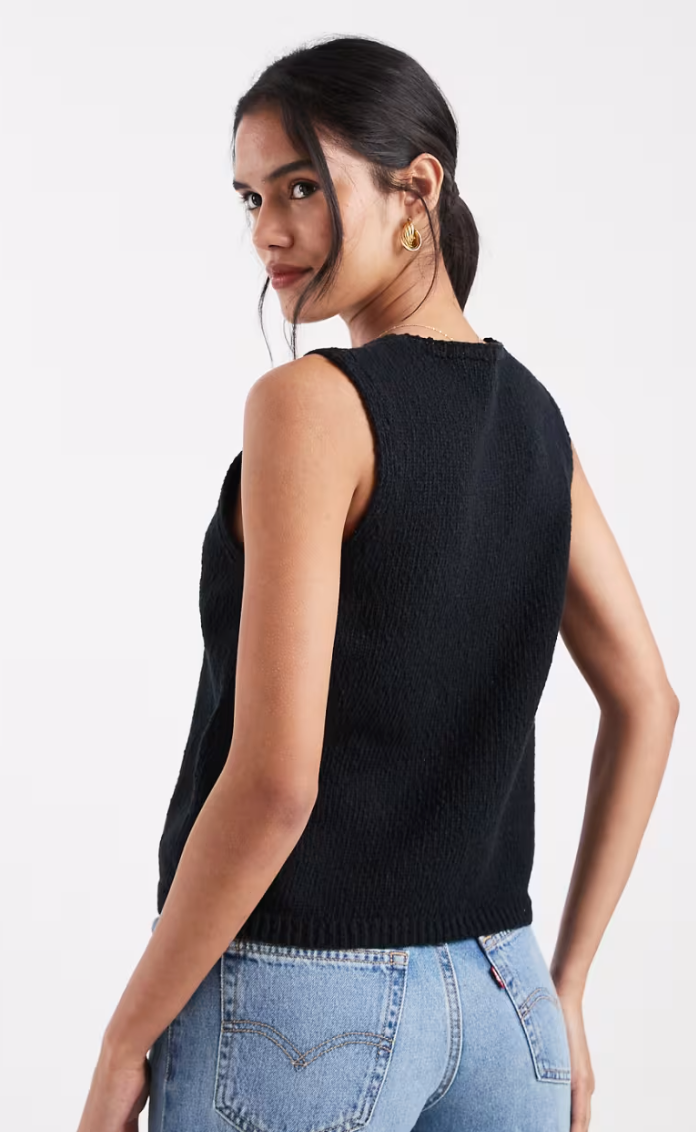 Bouclé Vest - Black