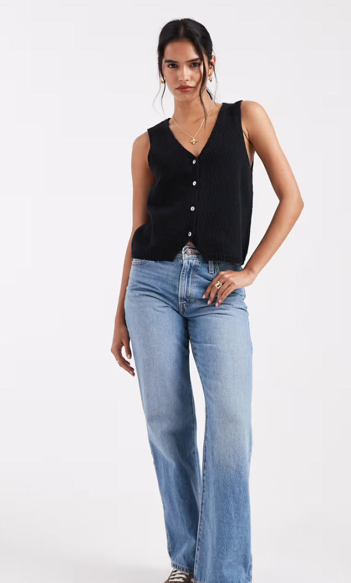 Bouclé Vest - Black