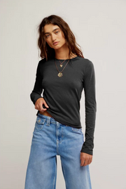 Nova Tee LS - Black