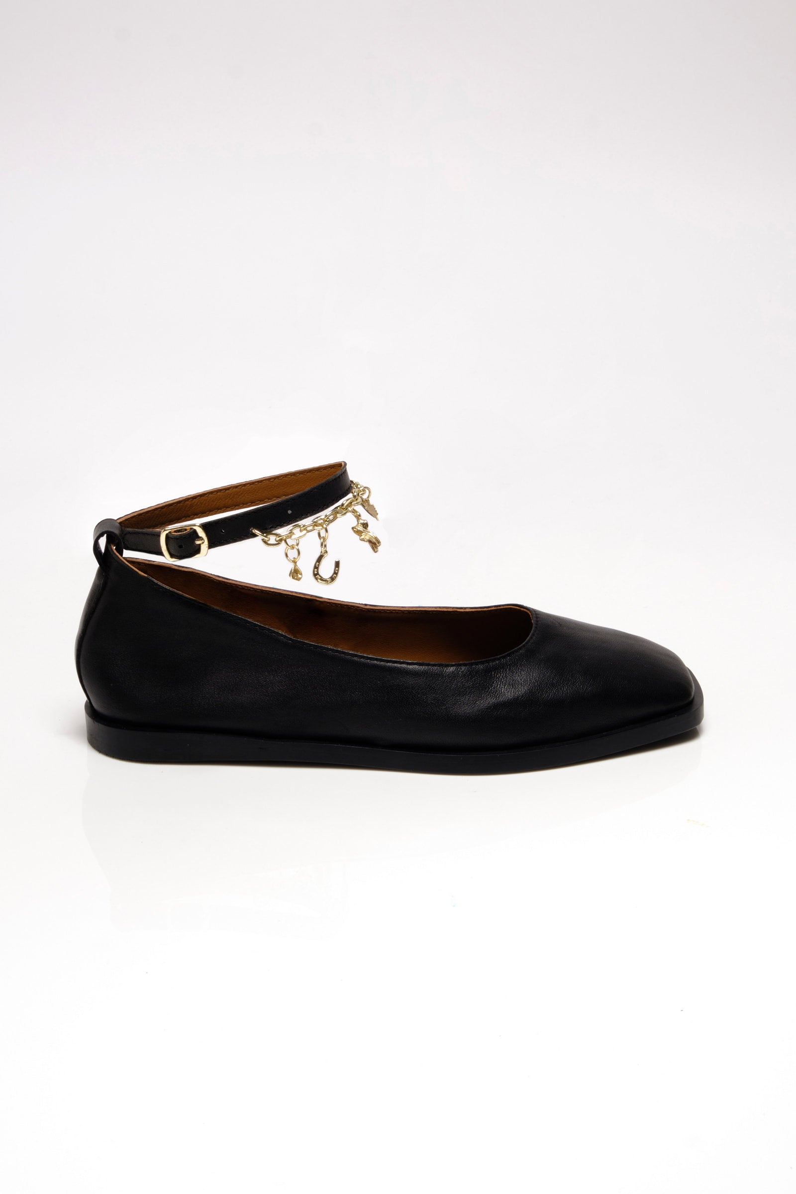 Mystic Treasure Flat - Black
