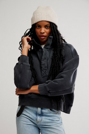 Timeless Pullover - Black