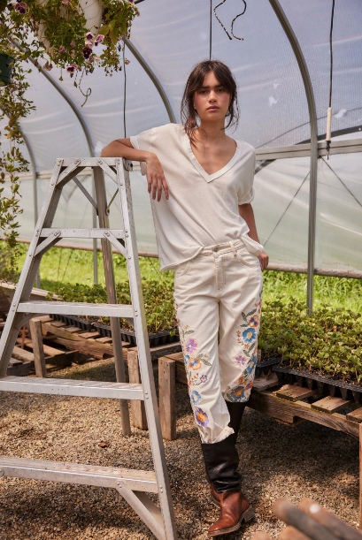 Nina Tee V - Ivory
