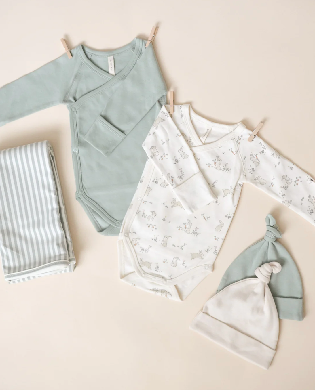Swaddle || Sage Stripe
