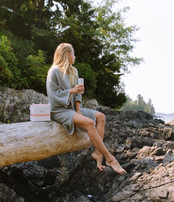 Women's Cocoon Surf Poncho - Grey