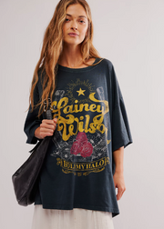 Lainey Wilson Hold My Halo Tee - OS