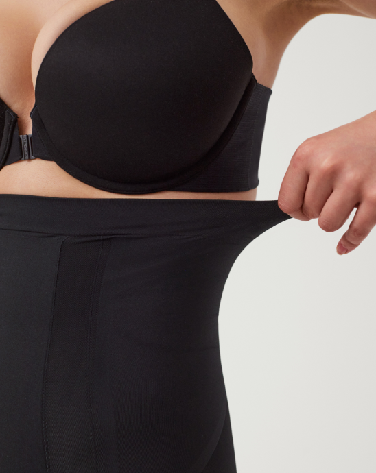 Oncore High-waisted Mid-thigh Short - Black