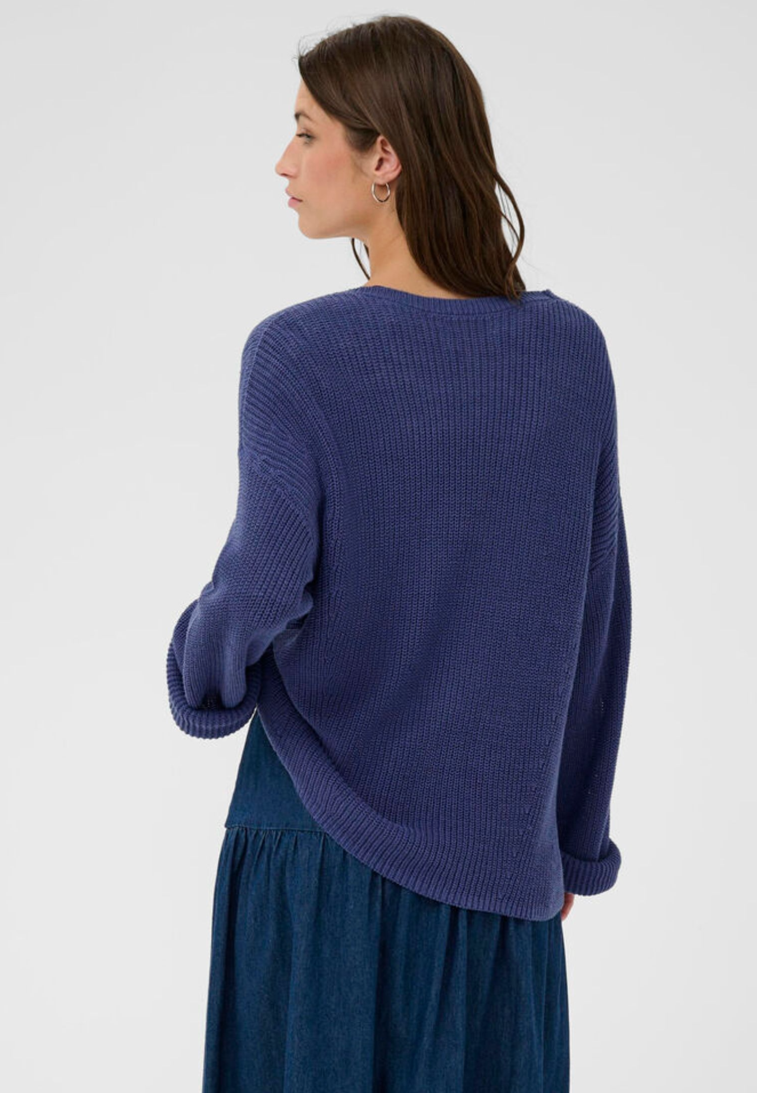 Etronas - V-Neck Sweater Blue Indigo