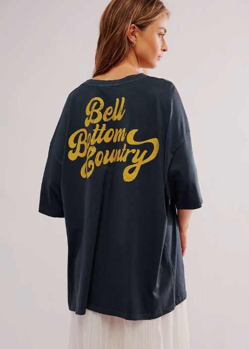 Lainey Wilson Hold My Halo Tee - OS