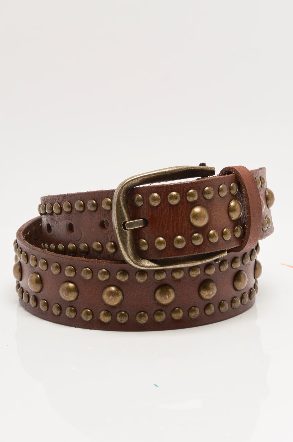 Sola Stud Belt - Cognac