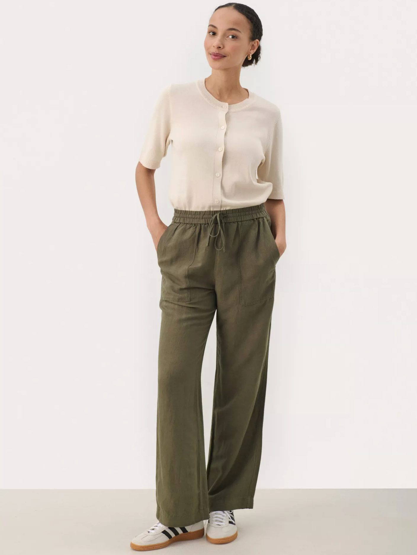 Eniola Pant - Kalamata