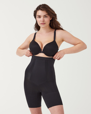 Oncore High-waisted Mid-thigh Short - Black