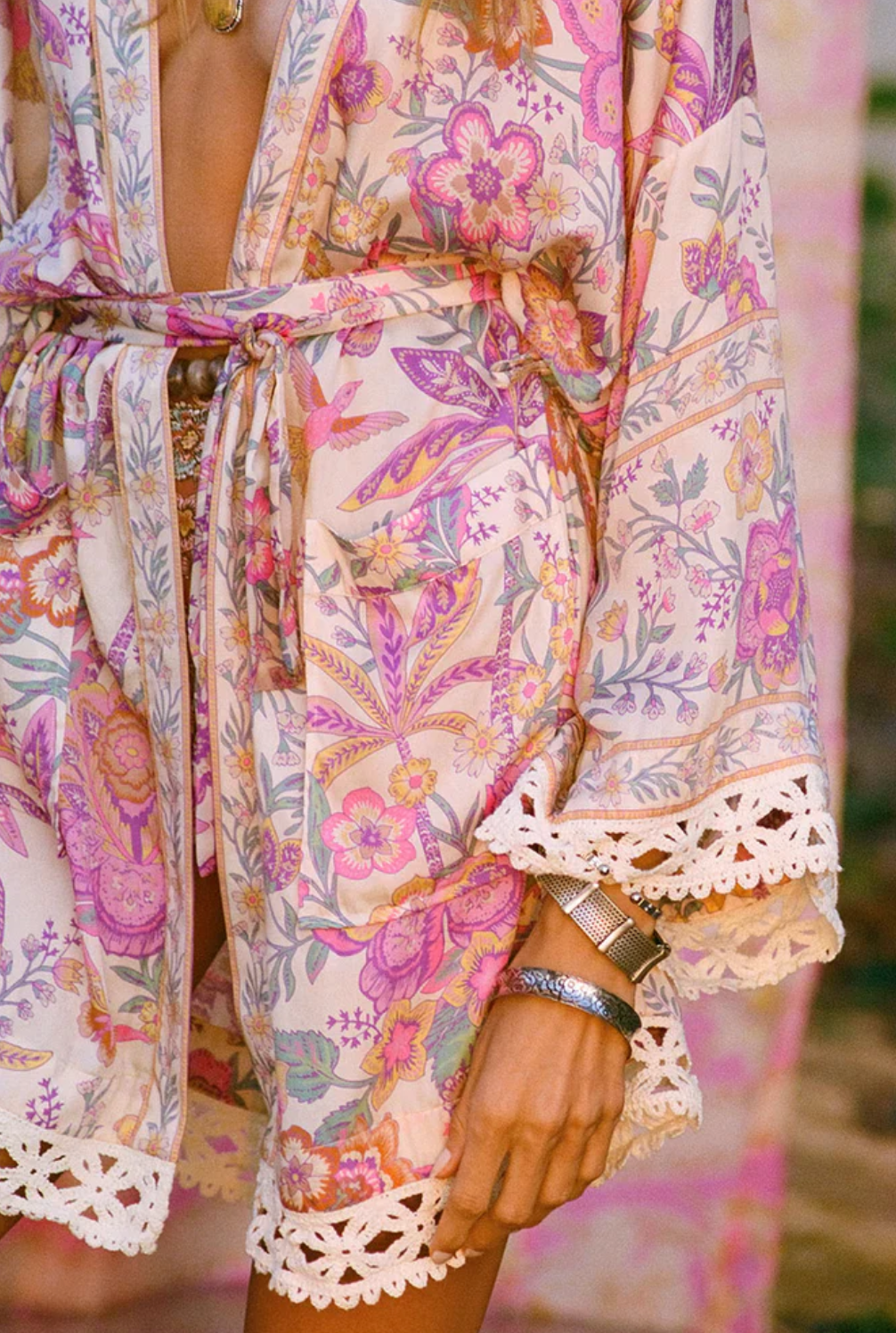 Mojave Lily Short Robe - Opal