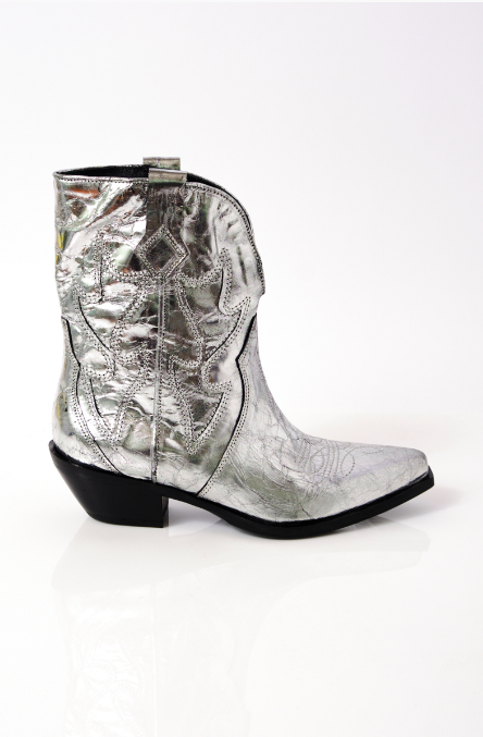 Way Out West Boot - Metallic Silver