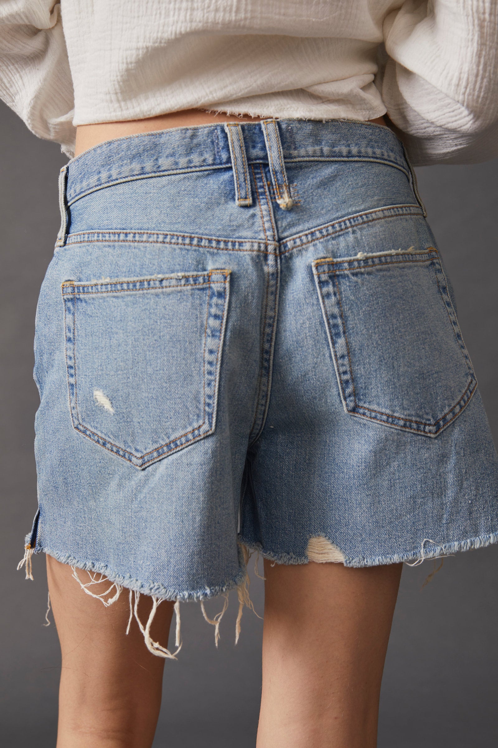 Makai Cut Off Short - Shout And Twist