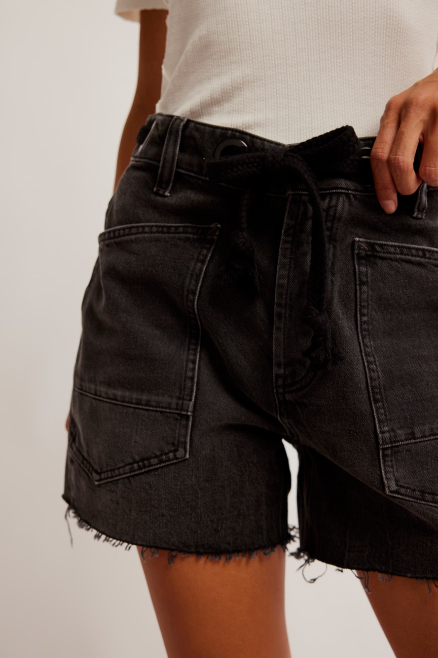 Moxie Shorts - Night Hawk