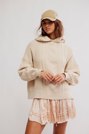 Explorer Cable Hoodie - Macadamia