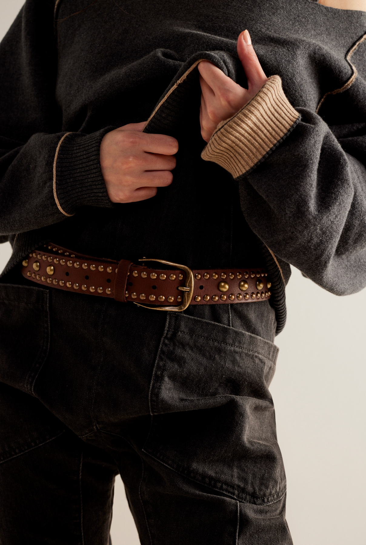 Sola Stud Belt - Cognac