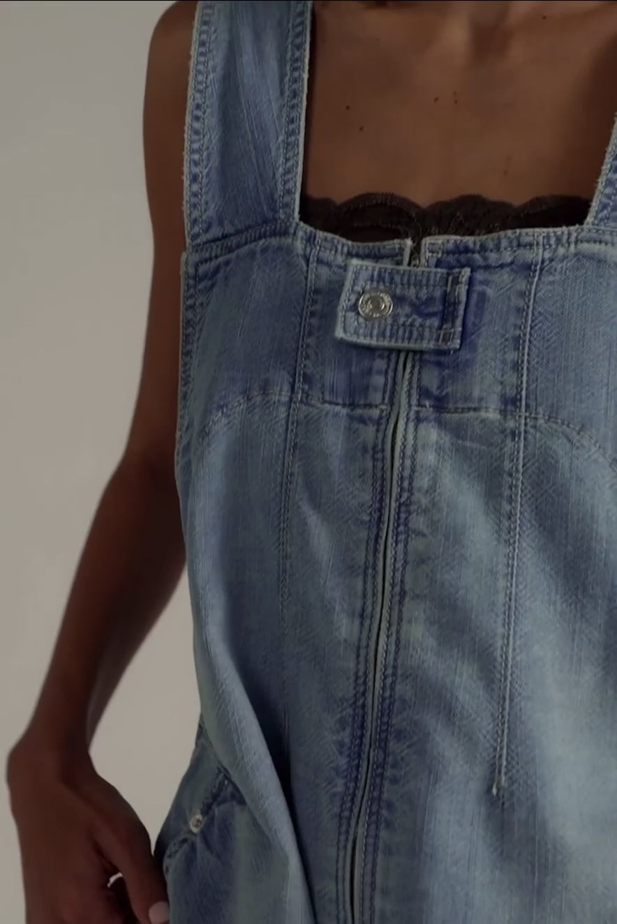 Load video: Jude Shortall - Light Indigo